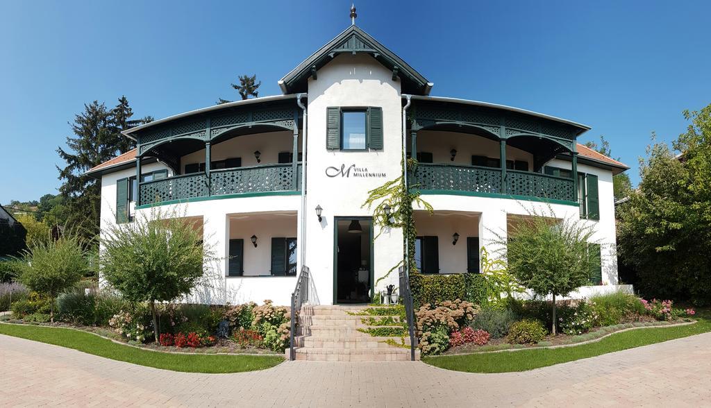 Villa Millennium Balatonalmadi Luaran gambar
