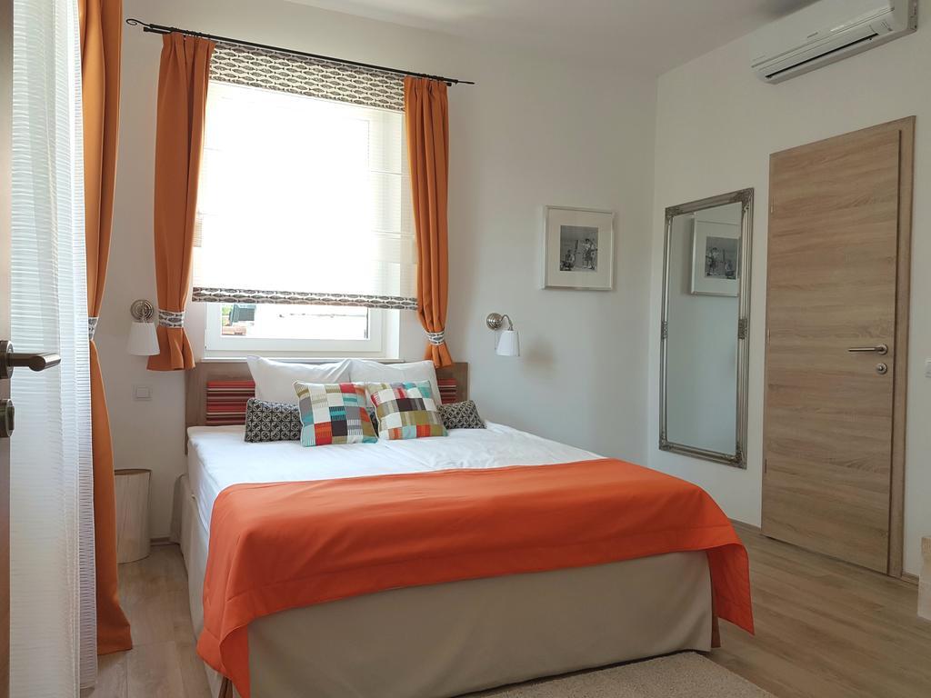 Villa Millennium Balatonalmadi Luaran gambar